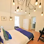 137 Private Family -8 Min From Historic Center