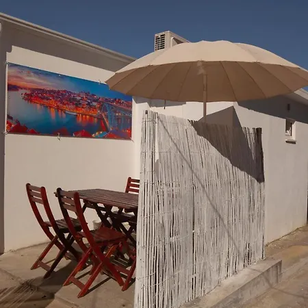 Semesterbostad 137 Private Family -8 Min From Historic Center